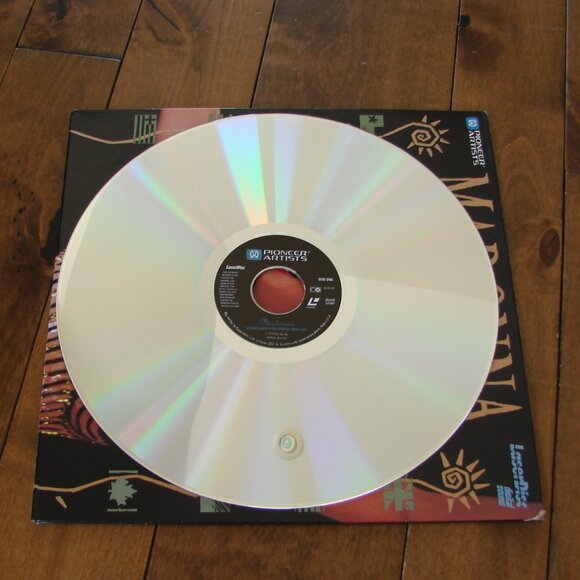 Madonna Blond Ambition World Tour Live Laserdisc 1990 Excellent!!! - Picture 6 of 12